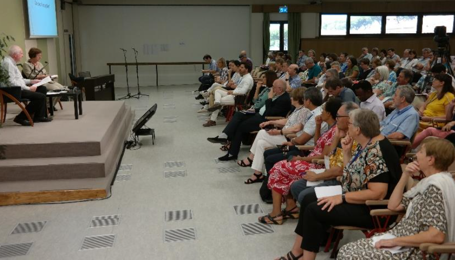 Delegiertentreffen Saal